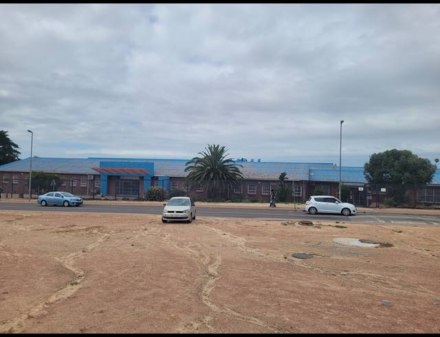 8,063M² VACANT LAND FOR SALE IN LOUWVILLE